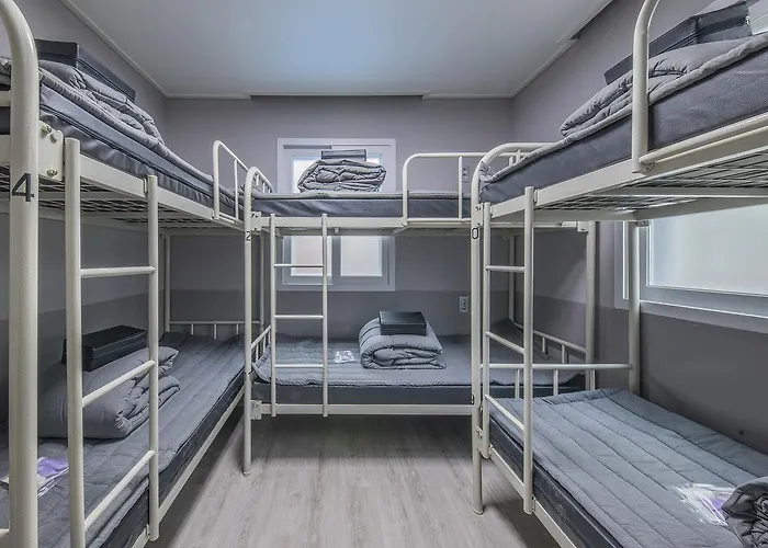 Pensión Flexhome 2*